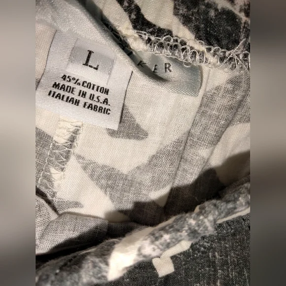 bryn Walker (Size M) Crop Top/(Size L) Crop Pants Leaf Print (2PC) Matching Set